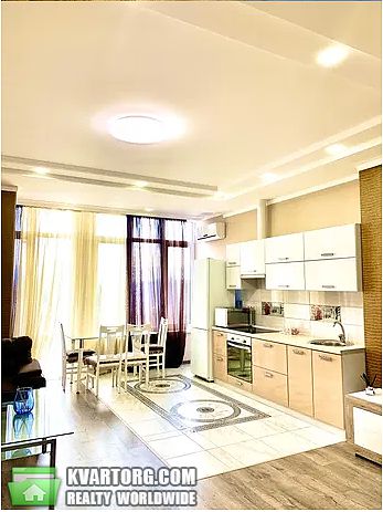 Rent out 1-room apartment. Киев,  Жилянская — photo 4