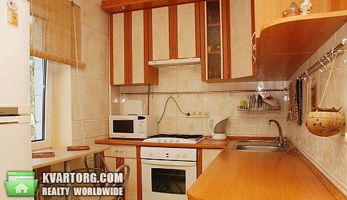 Rent out 3-room apartment. Киев, Энтузиастов — photo 2