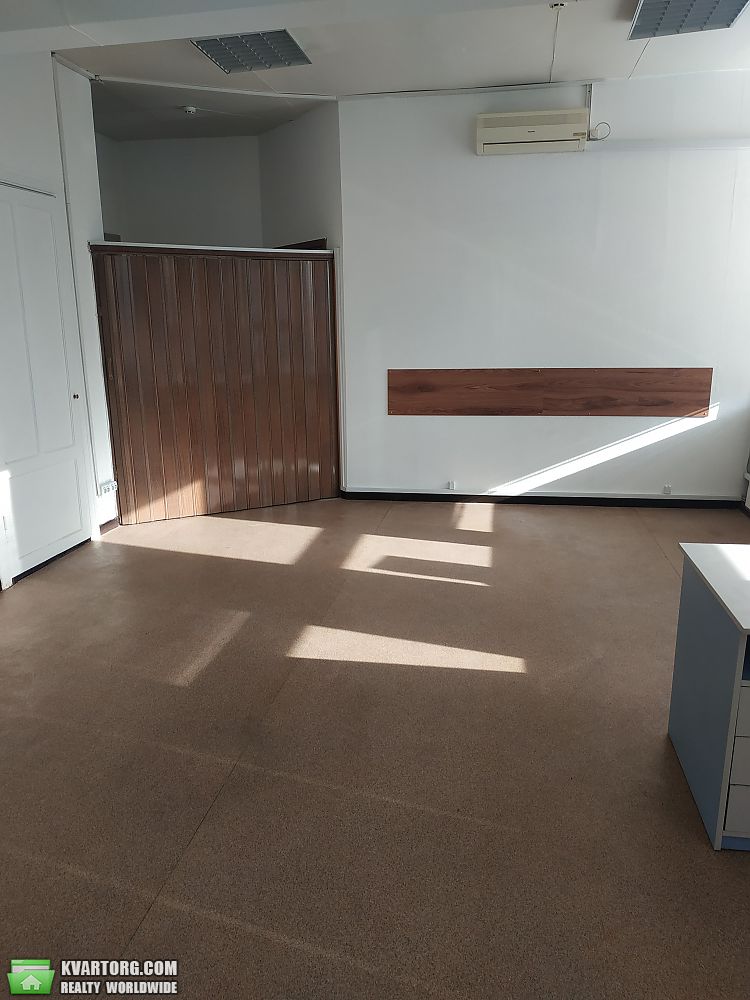 Rent out office. Киев, Сверстюка — photo 8