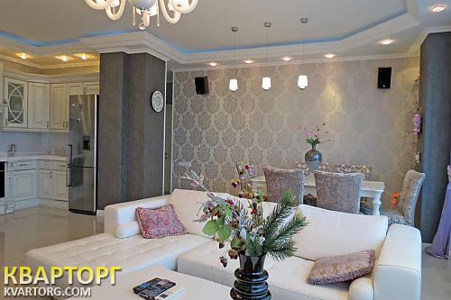 Rent out 3-room apartment. Одесса, Литературная — photo 1
