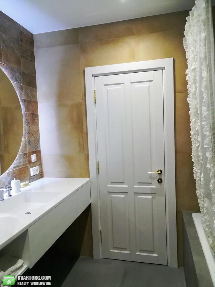 Rent out 2-room apartment. Киев,  Златоустовская — photo 4