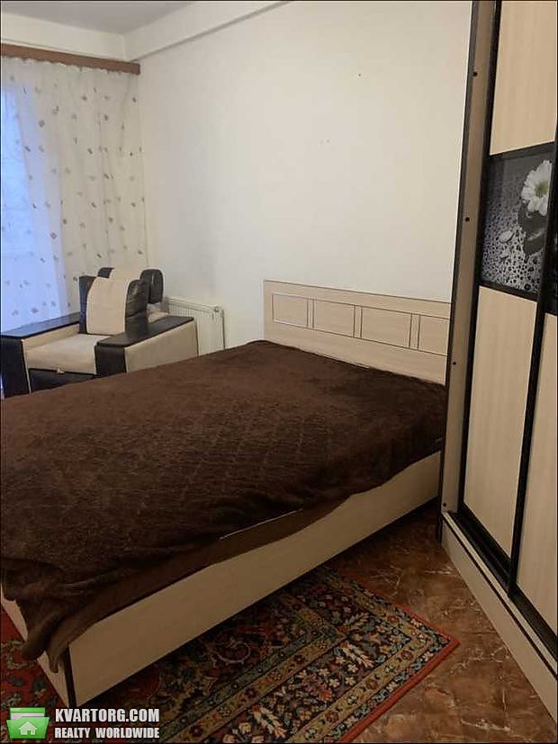 Sell 3-room apartment. Киев, Жмеринская — photo 1