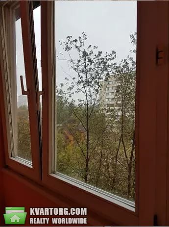Rent out 3-room apartment. Киев,  Ватутина пр — photo 6