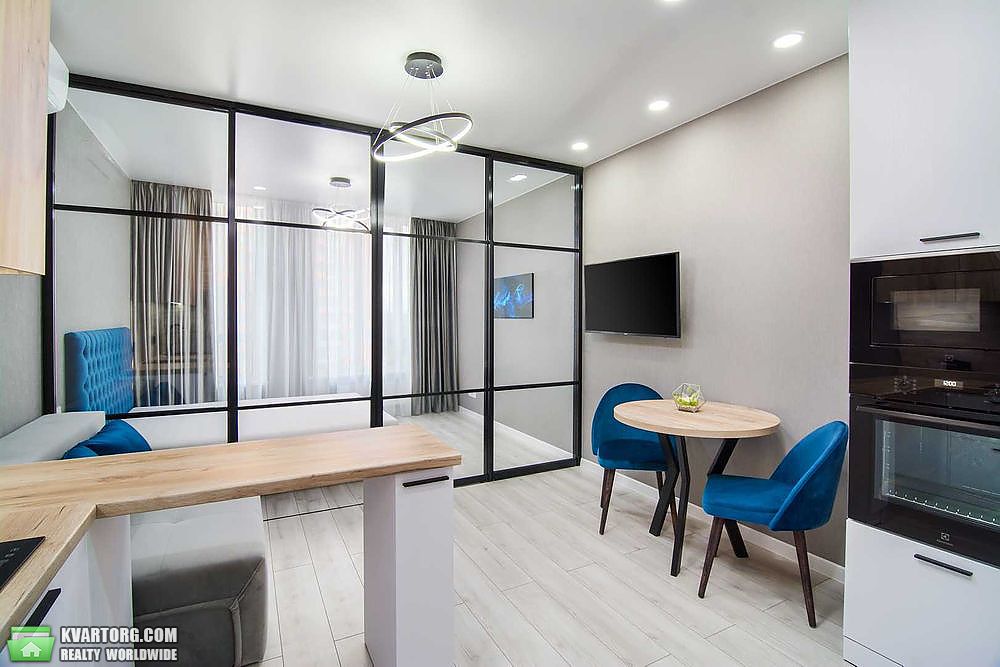 Sell 1-room apartment. Киев,  Каховская — photo 10