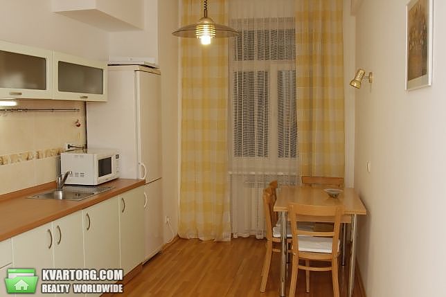 Rent out 2-room apartment. Киев,  Шота Руставели — photo 6
