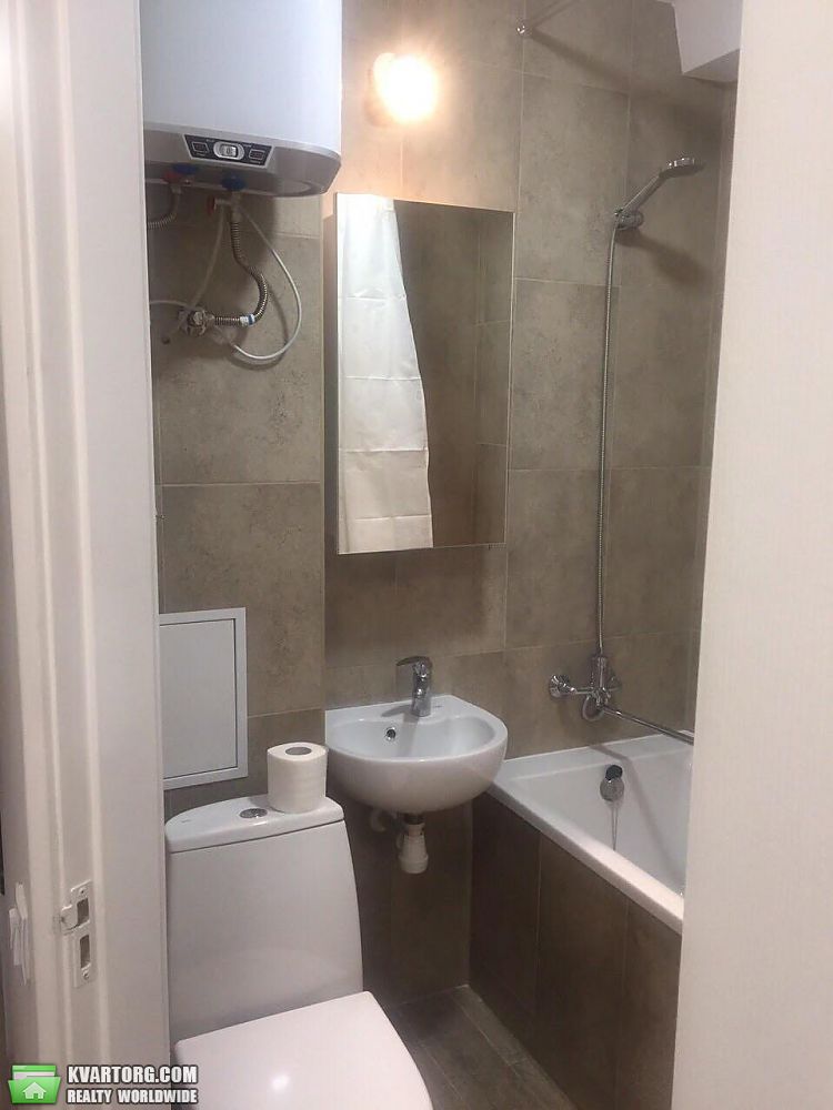 Sell 1-room apartment. Киев,  Соломенская — photo 4