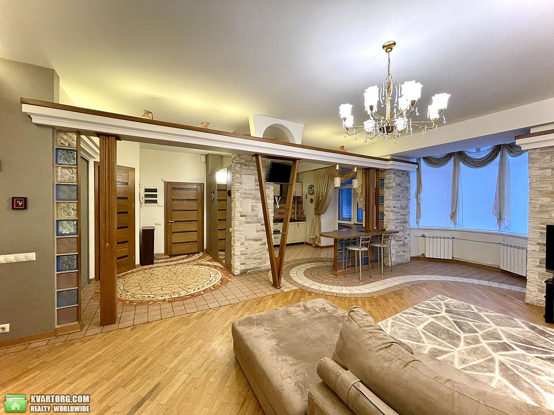 Rent out 3-room apartment. Киев,  Волошская — photo 2
