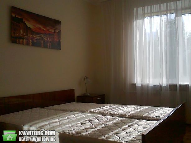Rent out 2-room apartment. Киев,  Печенежская — photo 7