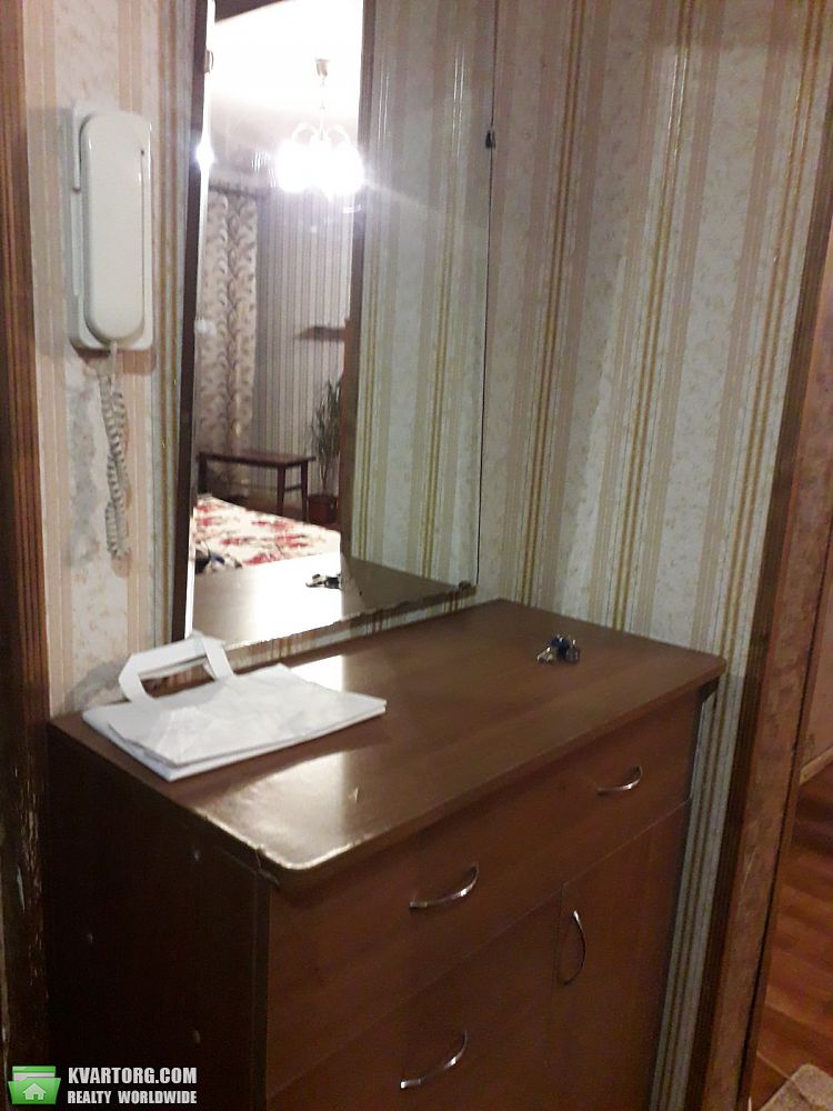 Rent out 1-room apartment. Киев,  Радужная — photo 7