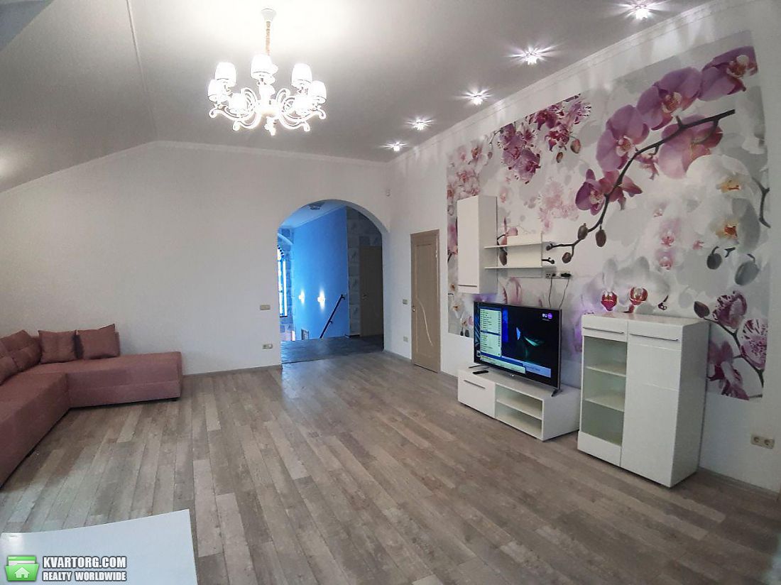Rent out house. Киев, абрикосовая — photo 4