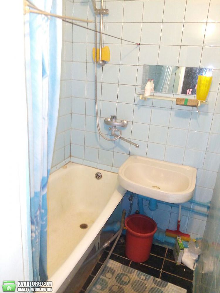 Rent out 2-room apartment. Киев,  Приозерная — photo 2