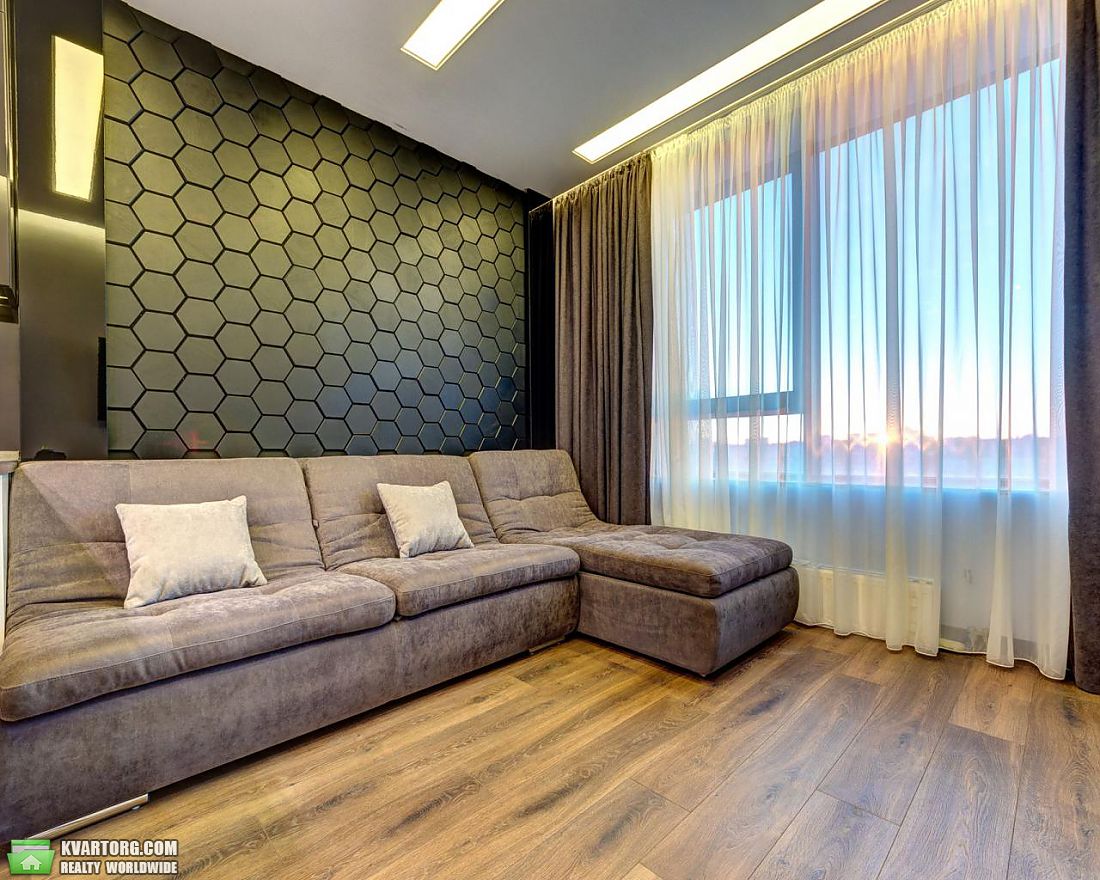 Rent out 2-room apartment. Киев,  Димитрова — photo 7