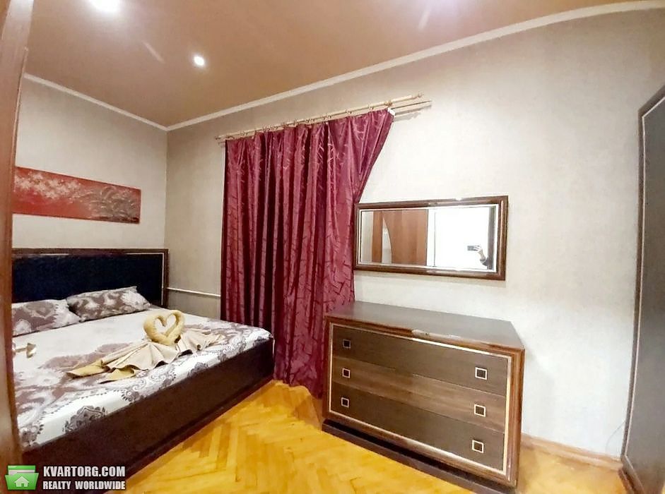 Sell 2-room apartment. Киев,  Ямская — photo 1