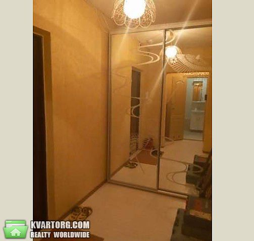 Rent out 1-room apartment. Киев,  Трутенко — photo 1