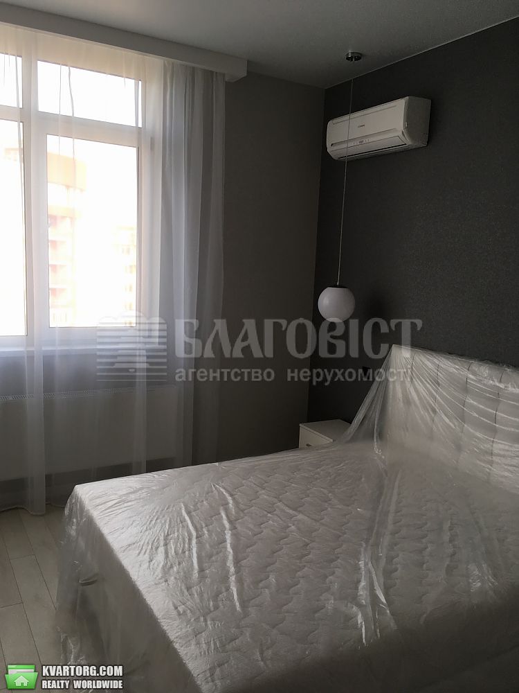 Sell 2-room apartment. Киев,  Ломоносова — photo 1
