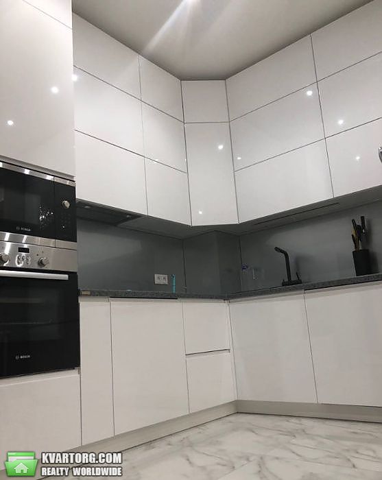 Rent out 2-room apartment. Киев, Коновальца — photo 4