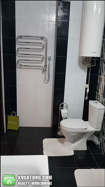Rent out 2-room apartment. Киев, Чавдар — photo 10