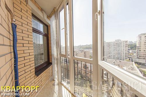 Sell 1-room apartment. Киев,  Паньковская — photo 2
