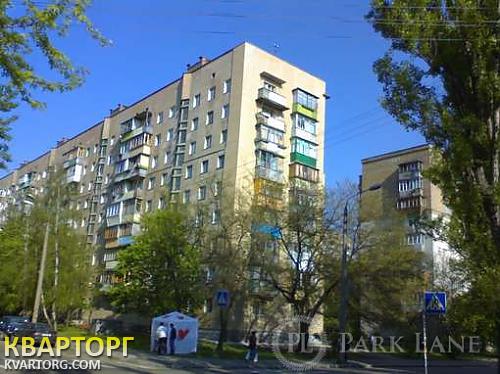 Sell 3-room apartment. Киев,  Краковская — photo 1