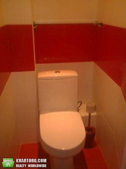 Rent out 2-room apartment. Киев, Боткина ул. — photo 4
