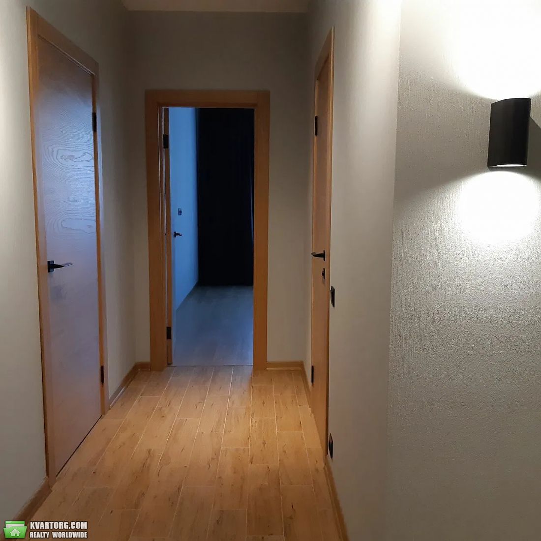 Sell 3-room apartment. Вышгород, Набережная — photo 1