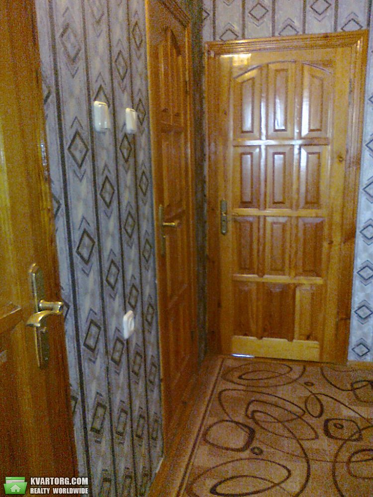 Rent out 2-room apartment. Киев,  Лаврухина — photo 8