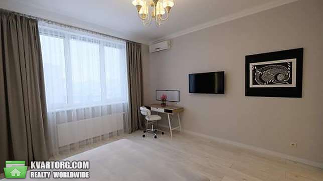 Rent out 2-room apartment. Киев,  Днепровская наб — photo 5
