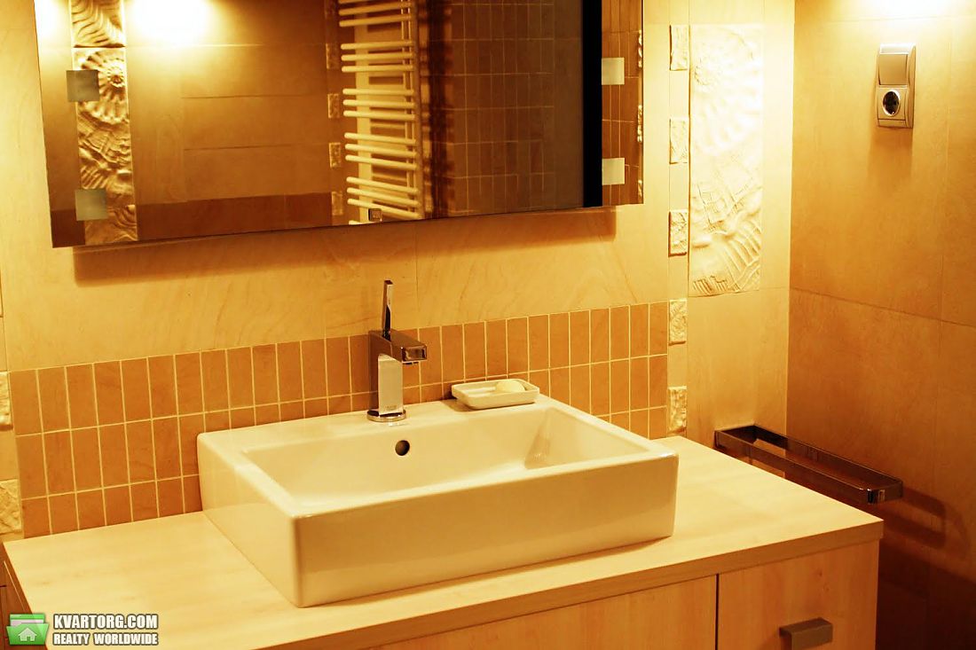 Rent out 3-room apartment. Киев, Евгения Коновальца — photo 6