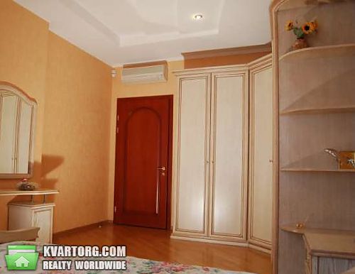 Rent out 4-room apartment. Киев, Героев Сталинграда пр — photo 4