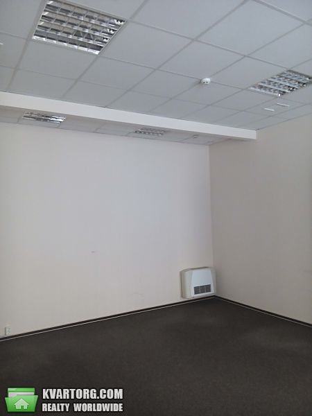 Rent out office. Киев, Жилянская — photo 5