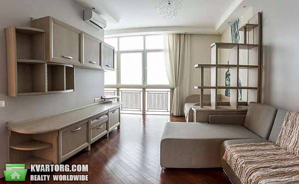 Sell 3-room apartment. Киев,  Белорусская — photo 1