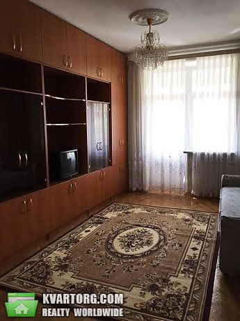 Rent out 3-room apartment. Киев,  Котельникова — photo 3