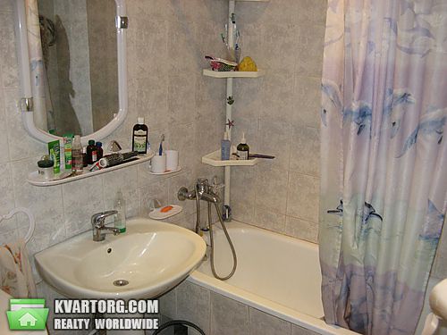 Sell 3-room apartment. Киев,  Радужная — photo 7