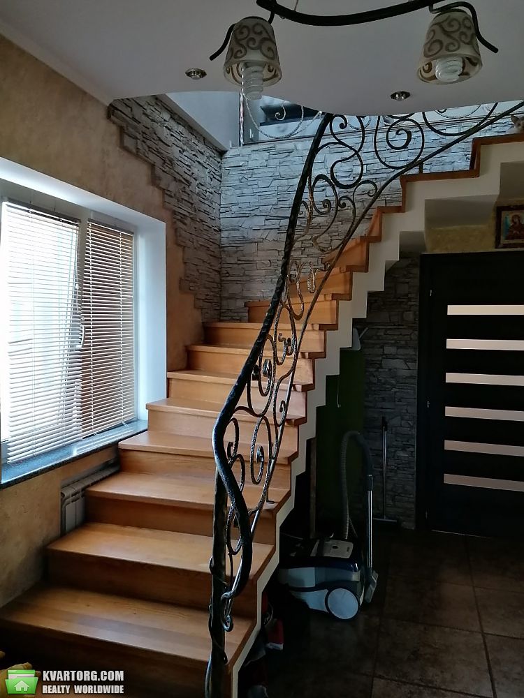 Sell house. Киев,  Воздухофлотская — photo 2
