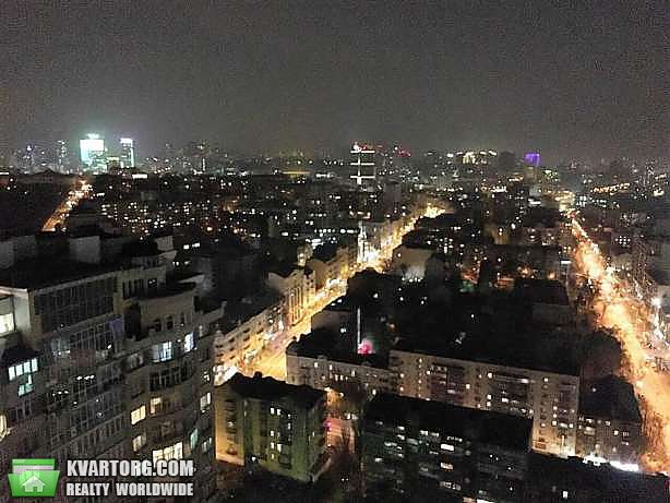 Rent out 2-room apartment. Киев,  Жилянская — photo 5