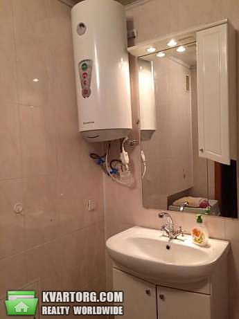 Rent out 1-room apartment. Киев,  Святошинская пл — photo 3