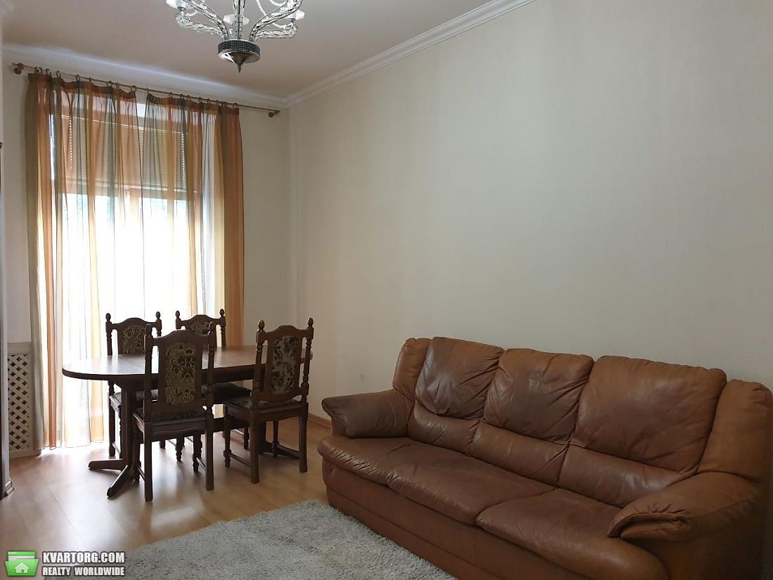 Rent out 3-room apartment. Киев,  Шевченко бул — photo 1