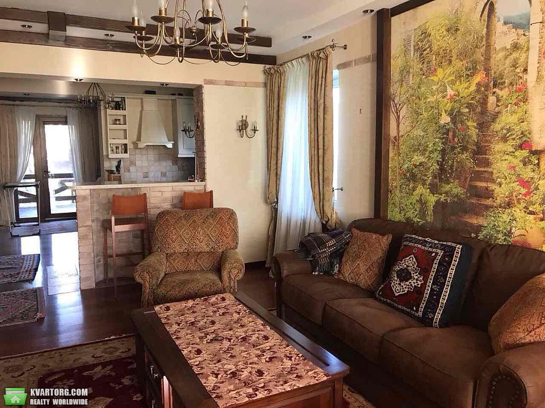 Rent out house. Киев,  Богатырская — photo 3