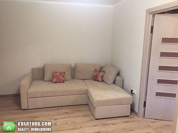 Rent out 2-room apartment. Киев,  Добрый путь — photo 3