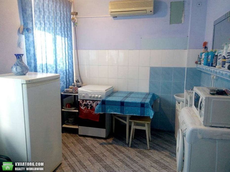 Sell 2-room apartment. Киев, Кириловская — photo 6