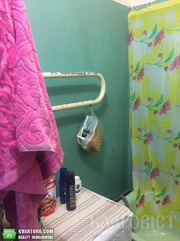 Sell 2-room apartment. Киев,  Захаровская — photo 2