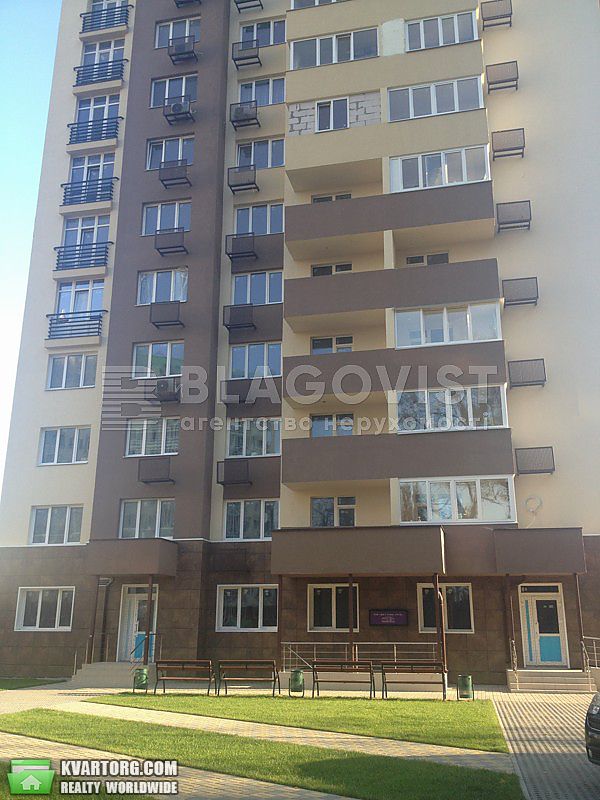 Rent out 1-room apartment. Киев,  Панельная — photo 10