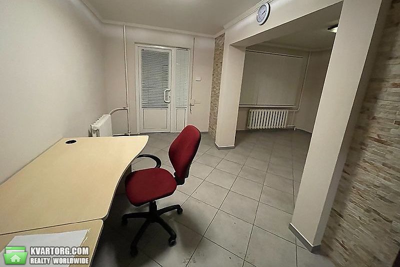 Sell 3-room apartment. Киев,  Пражская — photo 1