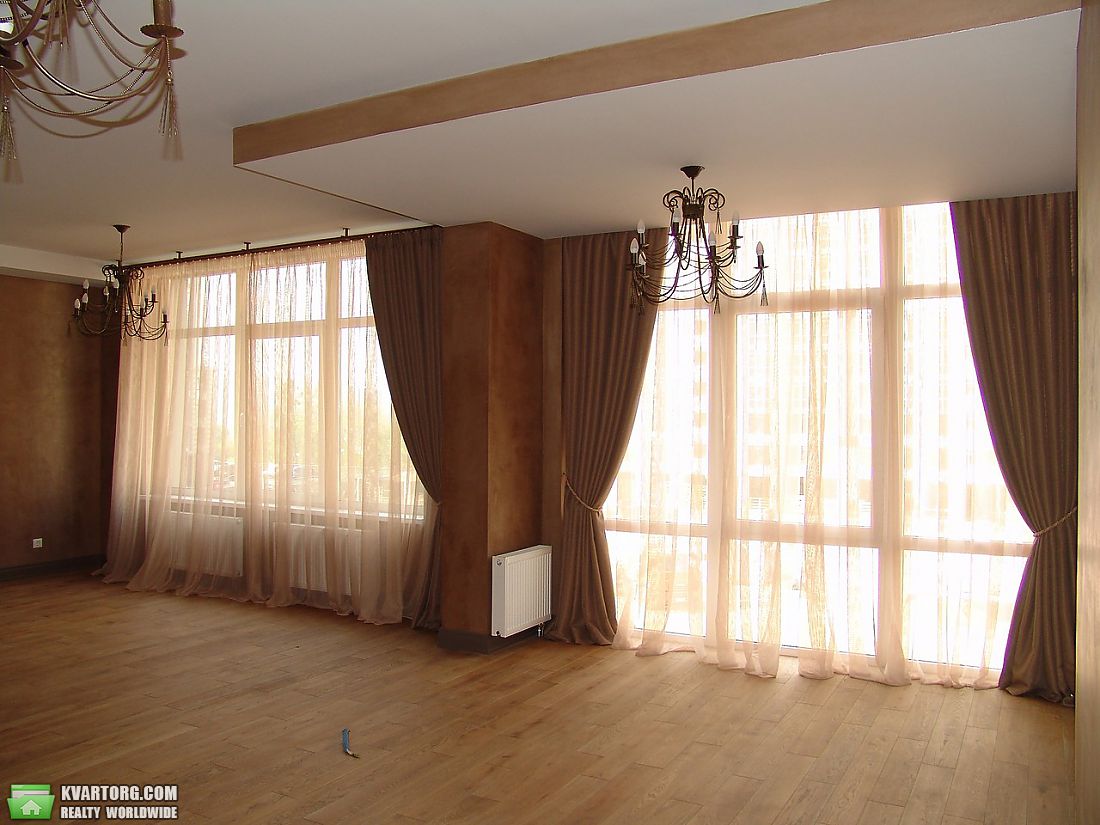 Sell 3-room apartment. Киев,  Драгомирова — photo 1