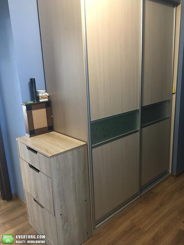 Rent out 1-room apartment. Киев, свободи — photo 2