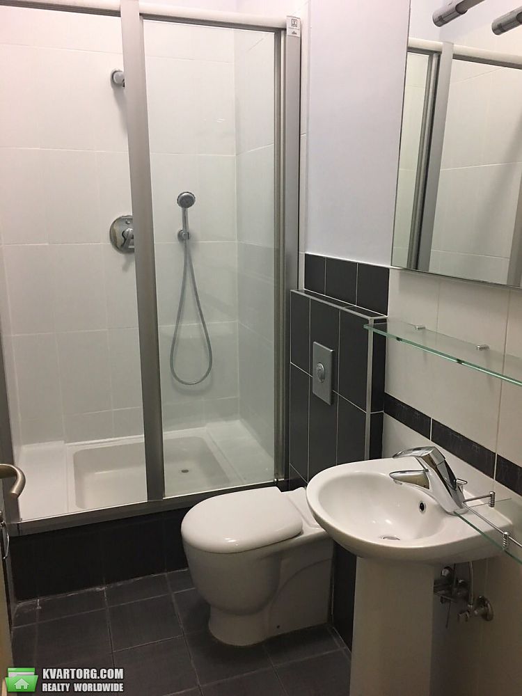 Rent out 4-room apartment. Киев,  Рейтарская — photo 10