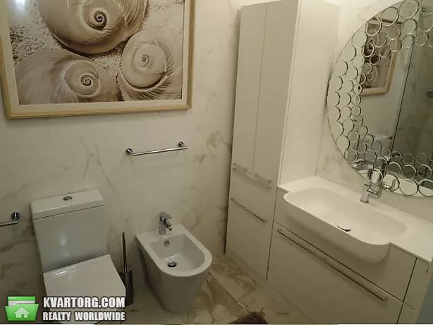 Rent out 3-room apartment. Киев,  Большая Васильковская — photo 9