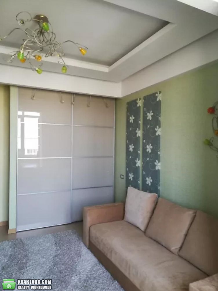 Rent out 3-room apartment. Киев,  Народного ополчения — photo 6