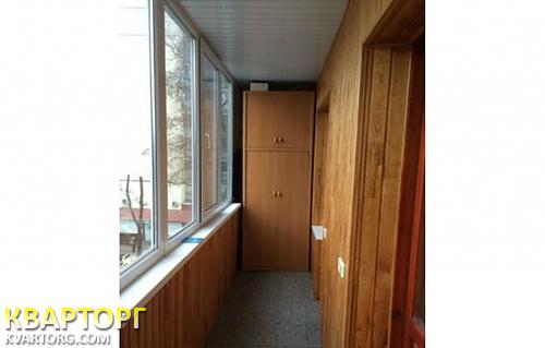 Rent out 2-room apartment. Киев, Соломенская — photo 5