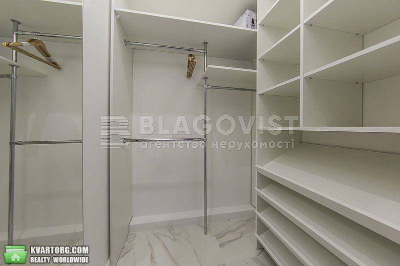 Rent out 1-room apartment. Киев,  Щорса — photo 9